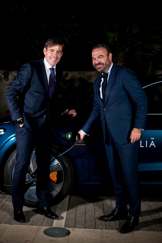 Audi y Melia firman acuerdo de movilidad electrica en hoteles